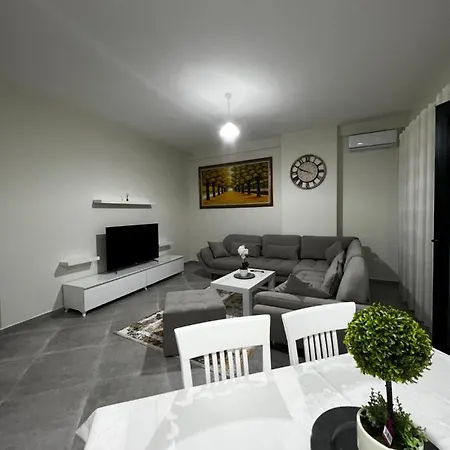 Comfort Iv Apartment *